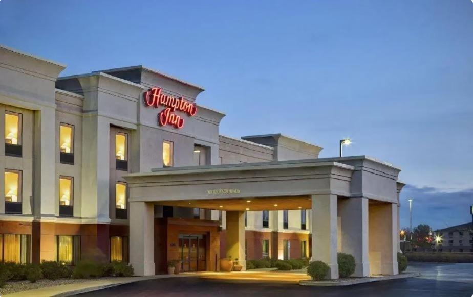 Hampton Inn Batavia Exterior foto