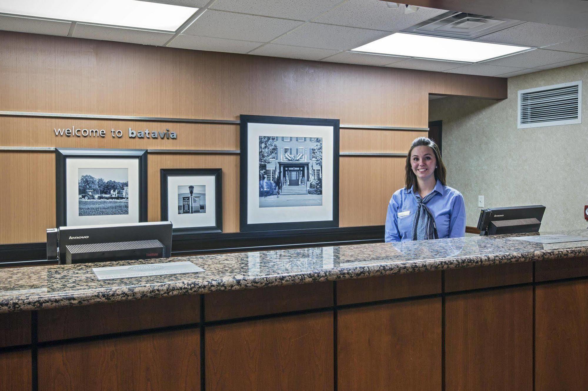 Hampton Inn Batavia Exterior foto